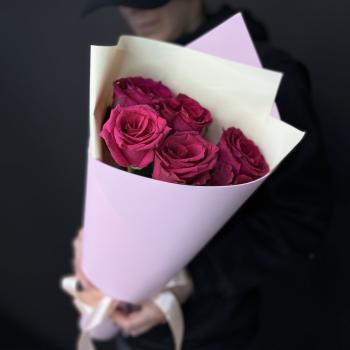 Композиция из розовой розы (Эквадор) 40 см