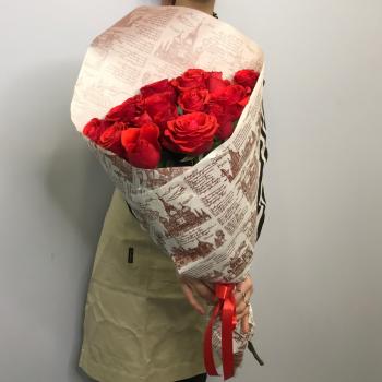 Красные розы 15 шт 60см (Эквадор) артикул  17616slav